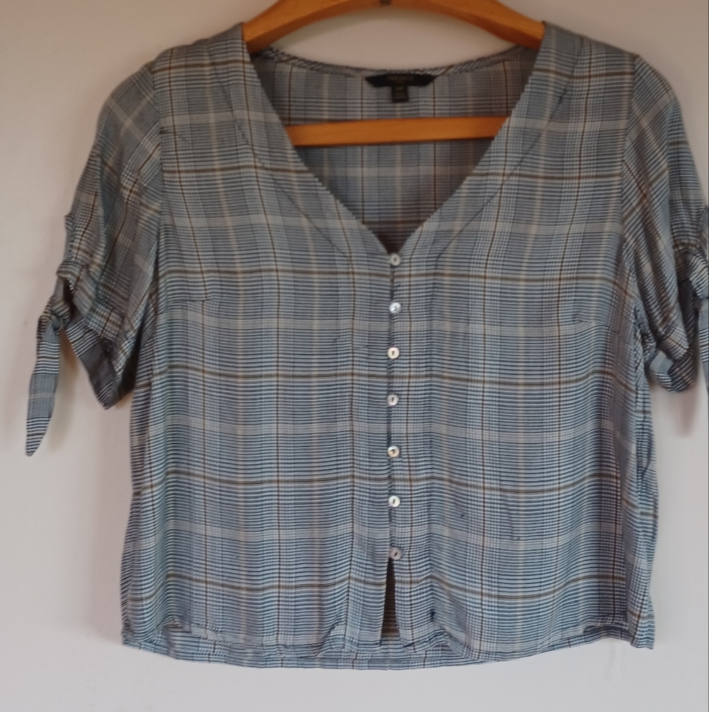 Tresics luxe Large Plaid Short Sleeved Button Up Blouse With Tied Sleeves